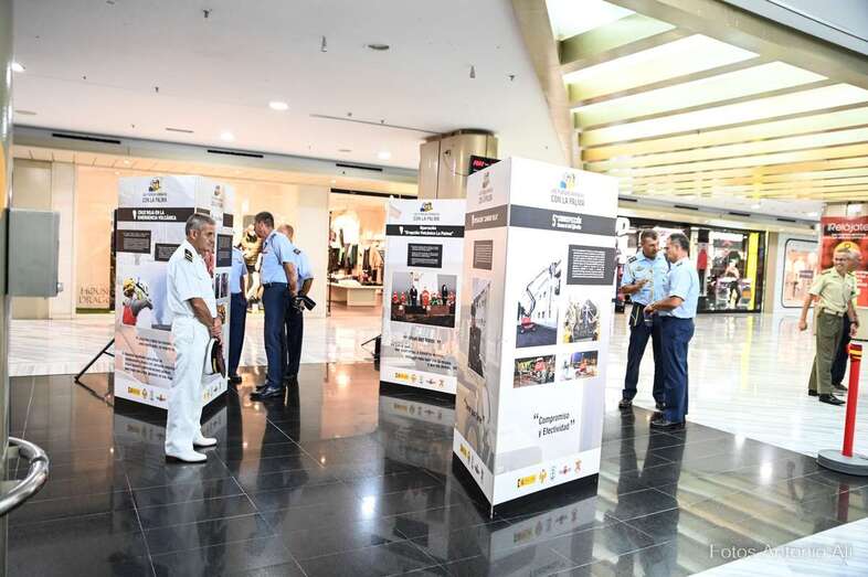 La exposición fotográfica se inauguró este jueves/Antonio Alí.